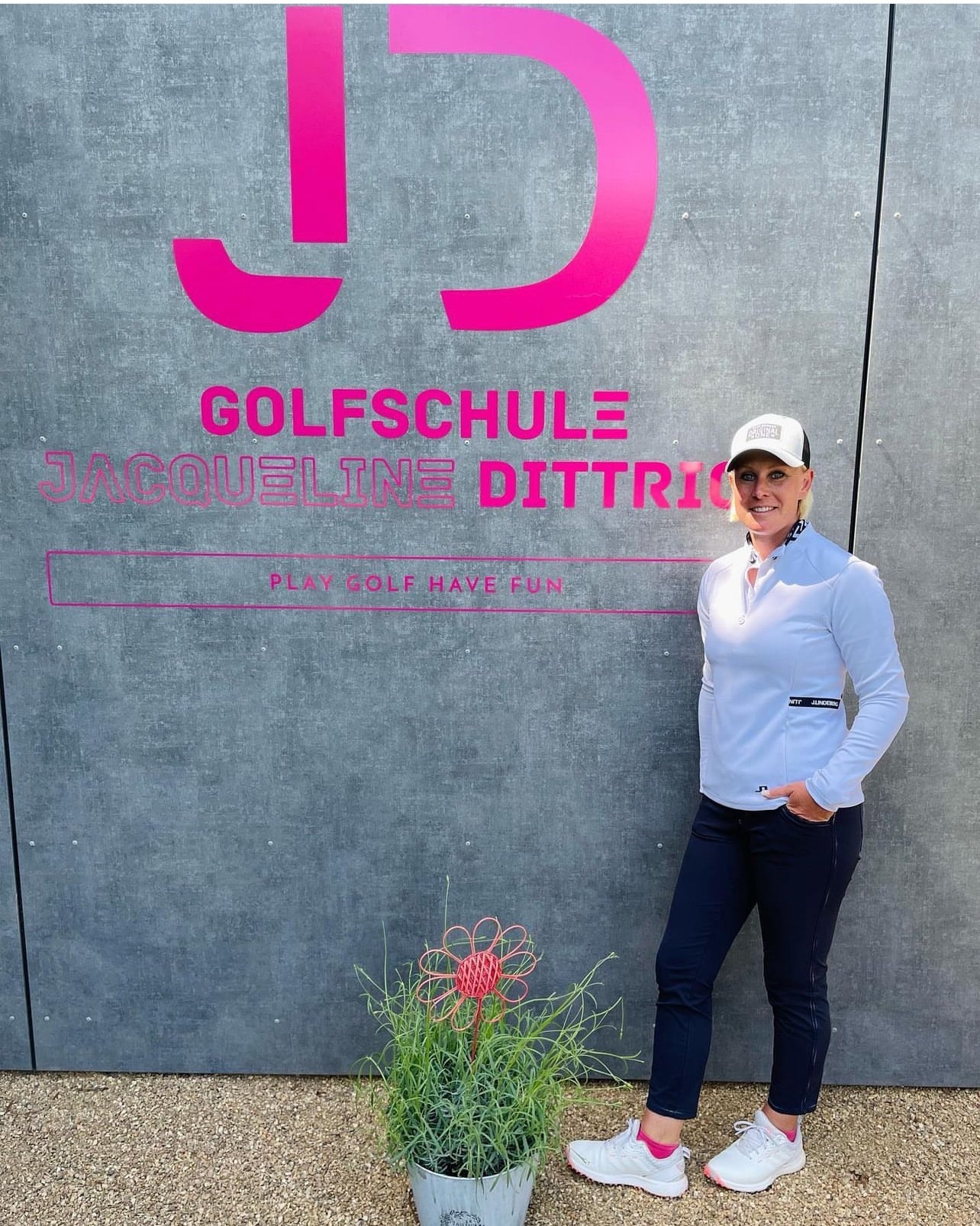 Bildschirmfoto 2024-08-05 um 12.12.20 Bildschirmfoto 2024-08-05 um 12.12.20